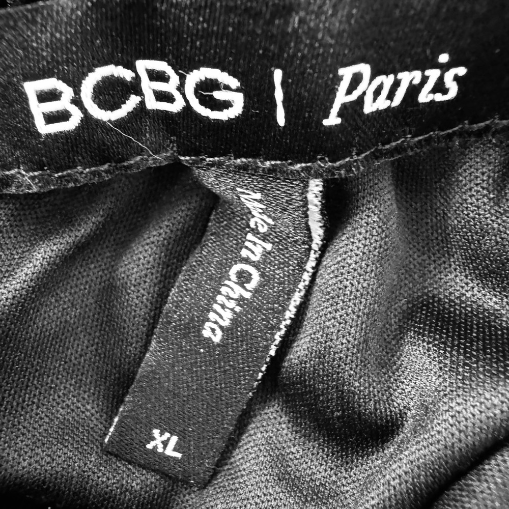 Women’s BCBG-Paris Smocked Halter Neck Dress - Picture 5 of 6
